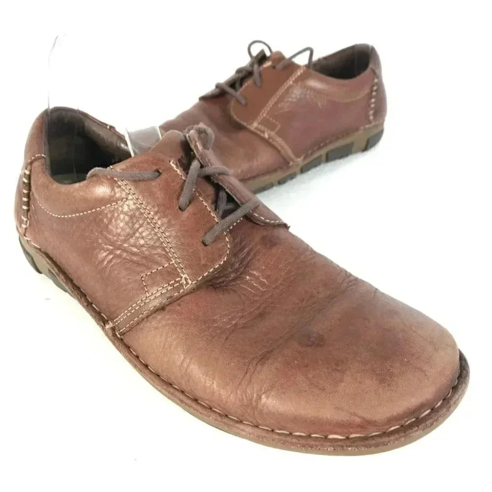 Hush Puppies leather shoes